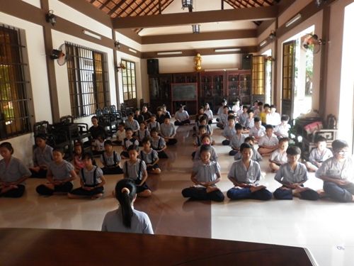 Khóa tu chánh niệm lần thứ 42 tại chùa Liên Trì
