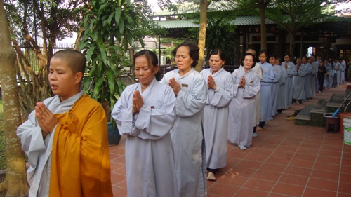 Khóa tu chánh niệm lần thứ 42 tại chùa Liên Trì