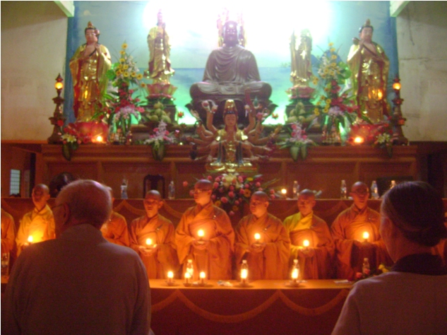 Đồng Nai: Lễ Hội Hoa Đăng Chùa Tịnh Nghiêm