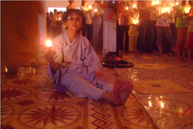 Đồng Nai: Lễ Hội Hoa Đăng Chùa Tịnh Nghiêm