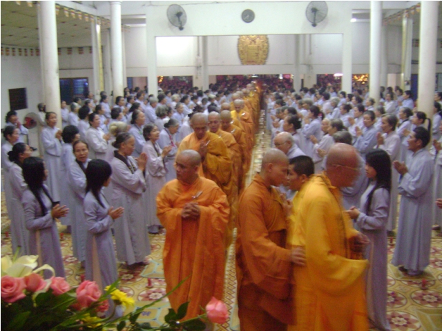 Đồng Nai: Lễ Hội Hoa Đăng Chùa Tịnh Nghiêm