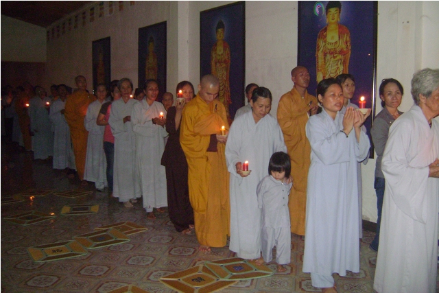 Đồng Nai: Lễ Hội Hoa Đăng Chùa Tịnh Nghiêm