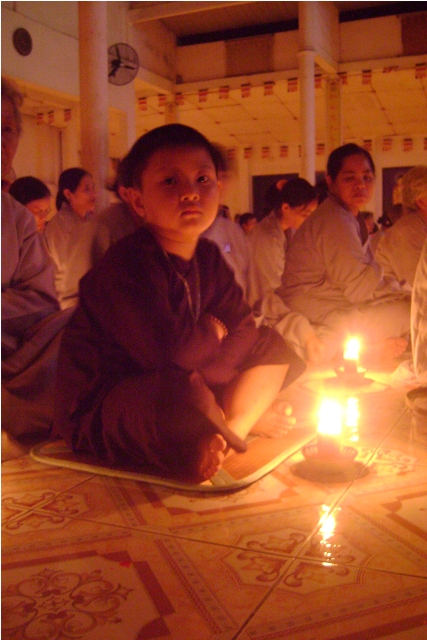 Đồng Nai: Lễ Hội Hoa Đăng Chùa Tịnh Nghiêm