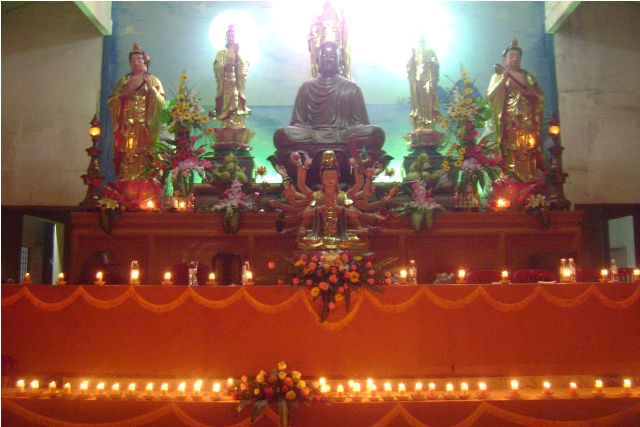 Đồng Nai: Lễ Hội Hoa Đăng Chùa Tịnh Nghiêm