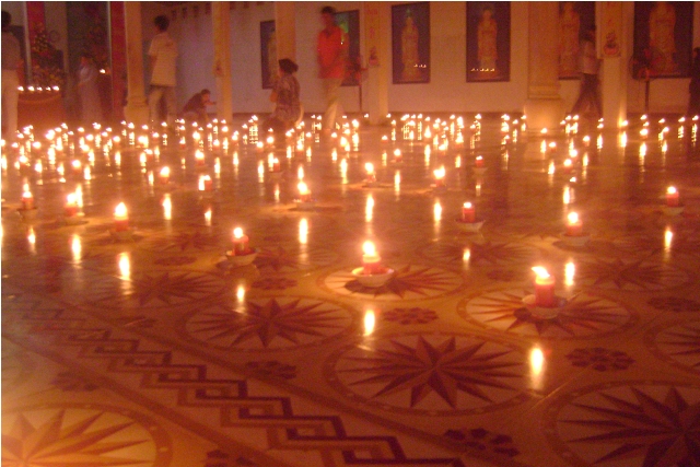 Đồng Nai: Lễ Hội Hoa Đăng Chùa Tịnh Nghiêm