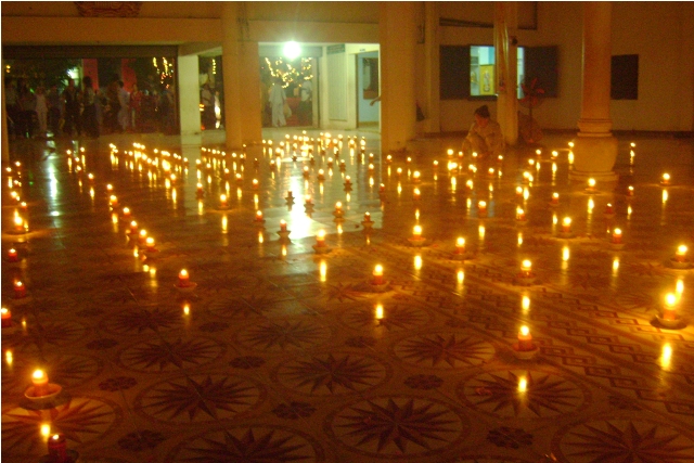 Đồng Nai: Lễ Hội Hoa Đăng Chùa Tịnh Nghiêm