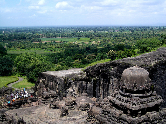 Khám phá quần thể hang động Ellora - Ấn Độ