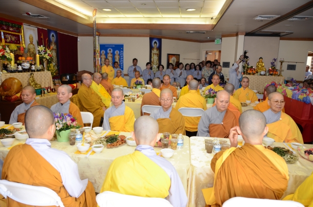 Chùa Thiên Trúc (Hoa Kỳ) tổ chức Đại lễ Chẩn tế tại nghĩa trang San Jose