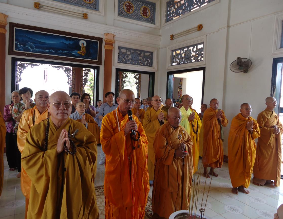 Đồng Nai: Lễ rót đồng đúc Đại Hồng Chung chùa Bảo Quang