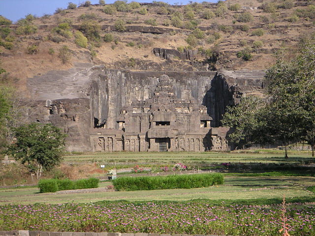 Khám phá quần thể hang động Ellora - Ấn Độ