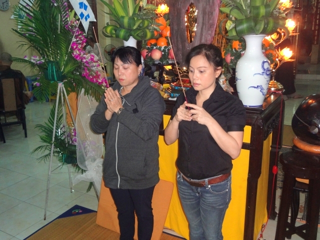 Chùm ảnh các phái đoàn phúng viếng tang lễ cố Sa Di Ni Thích Nữ Chơn Huyền, thân mẫu TT. Thích Nhật Từ