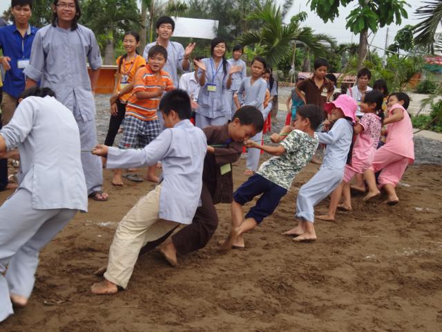 Long An: Chùm ảnh sinh hoạt ngày thứ ba tại khóa tu mùa hè “Rèn luyện tài đức – Vững bước vào đời”