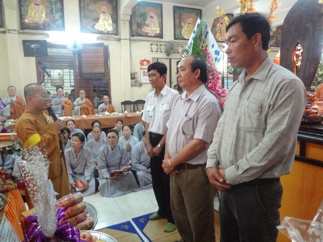 Chùm ảnh các phái đoàn phúng viếng tang lễ cố Sa Di Ni Thích Nữ Chơn Huyền, thân mẫu TT. Thích Nhật Từ