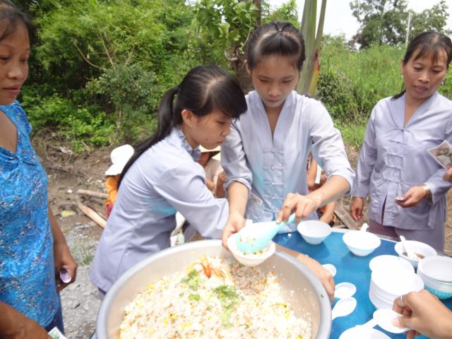 Long An: Chùm ảnh sinh hoạt ngày thứ ba tại khóa tu mùa hè “Rèn luyện tài đức – Vững bước vào đời”