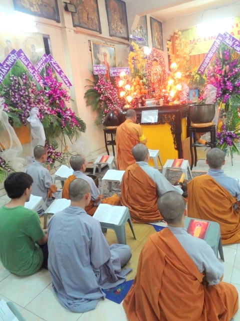 Chùm ảnh các phái đoàn phúng viếng tang lễ cố Sa Di Ni Thích Nữ Chơn Huyền, thân mẫu TT. Thích Nhật Từ