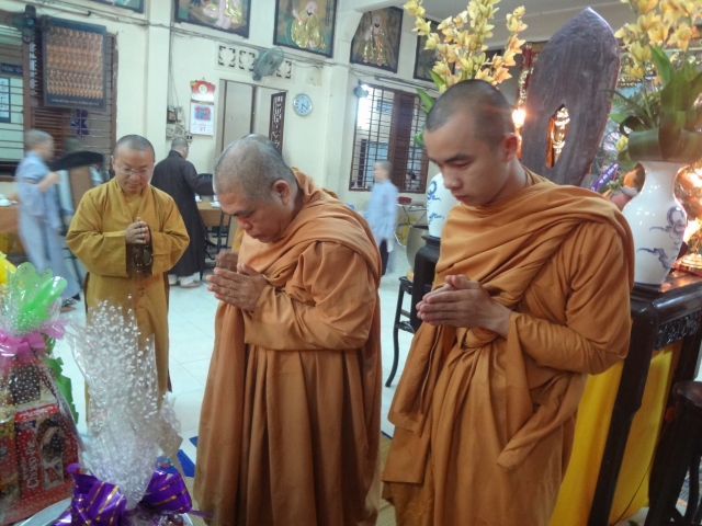 Chùm ảnh các phái đoàn phúng viếng tang lễ cố Sa Di Ni Thích Nữ Chơn Huyền, thân mẫu TT. Thích Nhật Từ