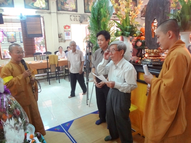 Chùm ảnh các phái đoàn phúng viếng tang lễ cố Sa Di Ni Thích Nữ Chơn Huyền, thân mẫu TT. Thích Nhật Từ