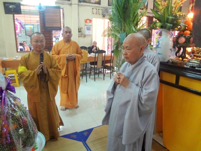 Chùm ảnh các phái đoàn phúng viếng tang lễ cố Sa Di Ni Thích Nữ Chơn Huyền, thân mẫu TT. Thích Nhật Từ