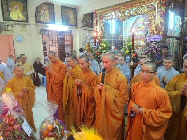 Chùm ảnh các phái đoàn phúng viếng tang lễ cố Sa Di Ni Thích Nữ Chơn Huyền, thân mẫu TT. Thích Nhật Từ