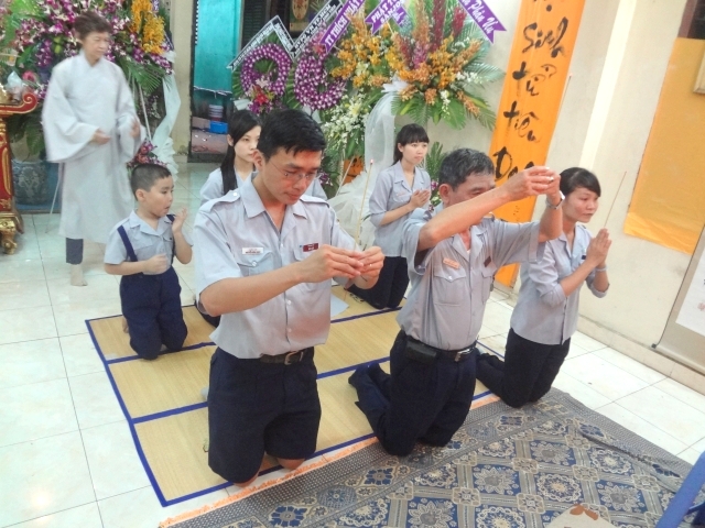 Chùm ảnh các phái đoàn phúng viếng tang lễ cố Sa Di Ni Thích Nữ Chơn Huyền, thân mẫu TT. Thích Nhật Từ