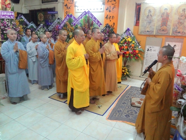 Chùm ảnh các phái đoàn phúng viếng tang lễ cố Sa Di Ni Thích Nữ Chơn Huyền, thân mẫu TT. Thích Nhật Từ