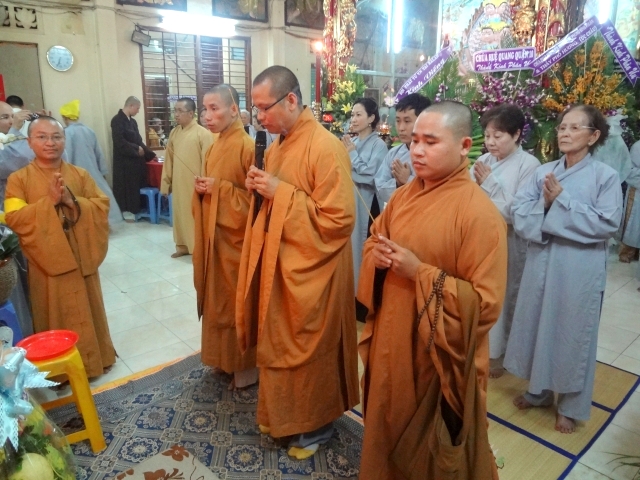 Chùm ảnh các phái đoàn phúng viếng tang lễ cố Sa Di Ni Thích Nữ Chơn Huyền, thân mẫu TT. Thích Nhật Từ