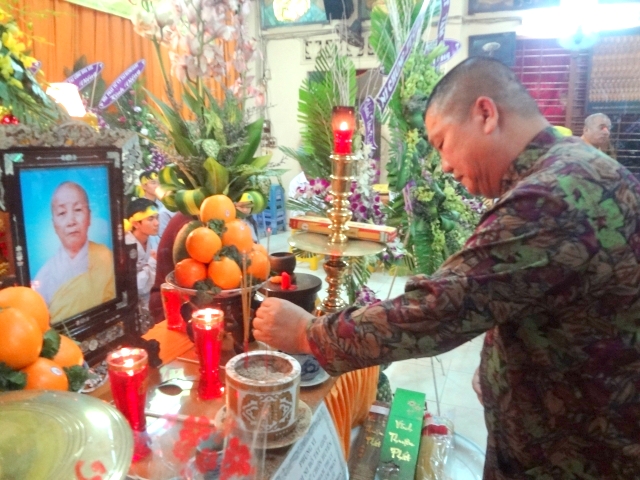 Chùm ảnh các phái đoàn phúng viếng tang lễ cố Sa Di Ni Thích Nữ Chơn Huyền, thân mẫu TT. Thích Nhật Từ