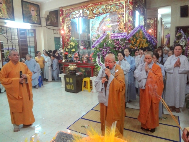 Chùm ảnh các phái đoàn phúng viếng tang lễ cố Sa Di Ni Thích Nữ Chơn Huyền, thân mẫu TT. Thích Nhật Từ