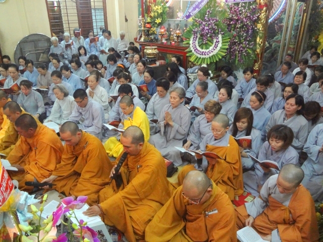 Chùm ảnh các phái đoàn phúng viếng tang lễ cố Sa Di Ni Thích Nữ Chơn Huyền, thân mẫu TT. Thích Nhật Từ