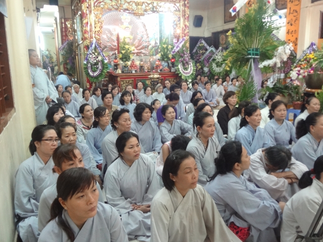Chùm ảnh các phái đoàn phúng viếng tang lễ cố Sa Di Ni Thích Nữ Chơn Huyền, thân mẫu TT. Thích Nhật Từ