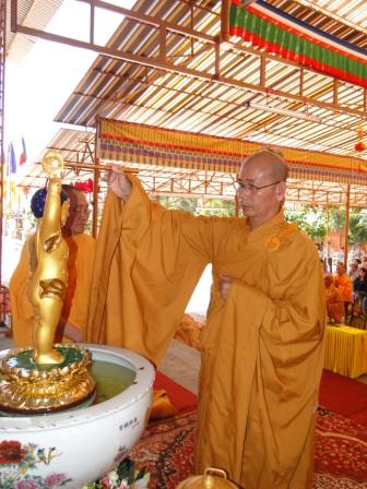 Phật Giáo Đak Lak Long Trọng Khai Mạc Tuần Lễ Phật Đản PL 2556
