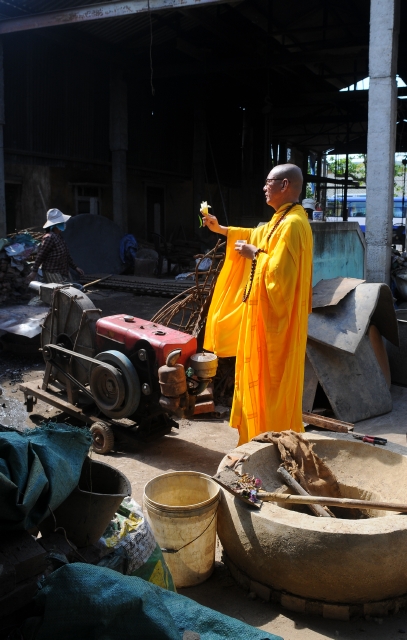TP.HCM : Tịnh Viện Pháp Hạnh – Củ Chi đúc đại Hồng Chung