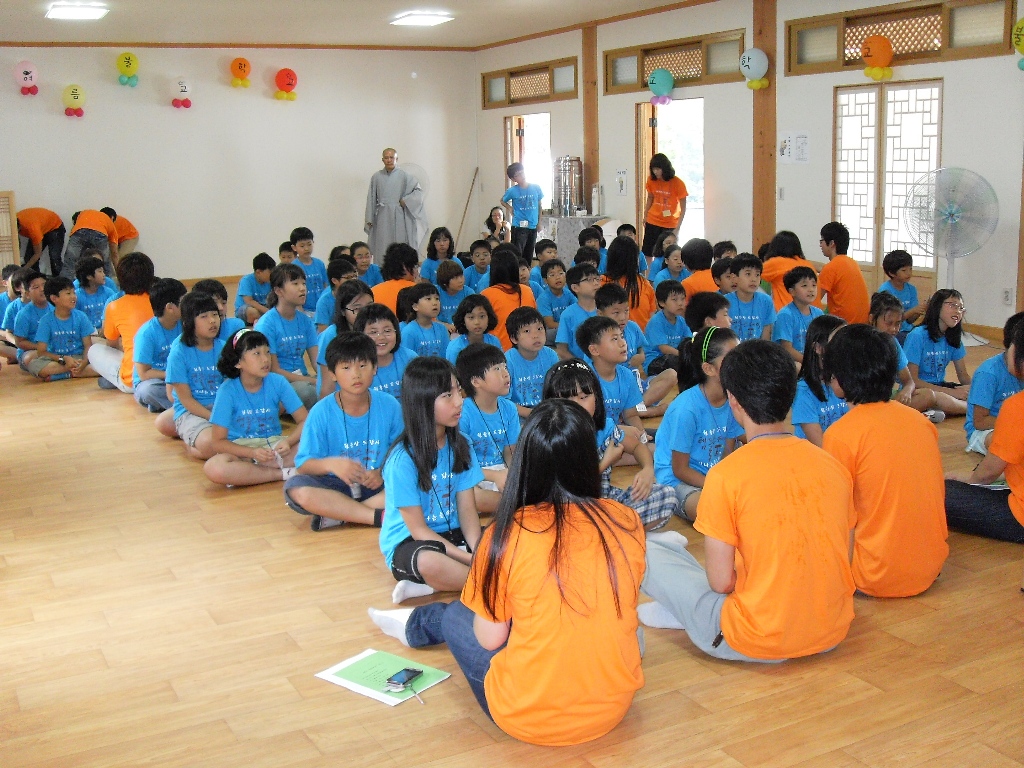 Hàn Quốc : Ngôi Cổ Tự nơi sinh hoạt thanh thiếu niên cuối tuần