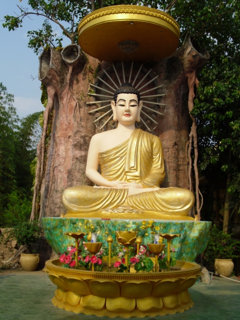 Chùa Cồ Đàm (GOTAMĀRĀMA): Ngôi Chùa Kiến Trúc Hoa Sen