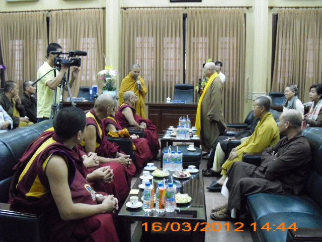 Tăng đoàn tu viện Namgyal - Dharamsala thăm Học viện PGVN tại TP. HCM