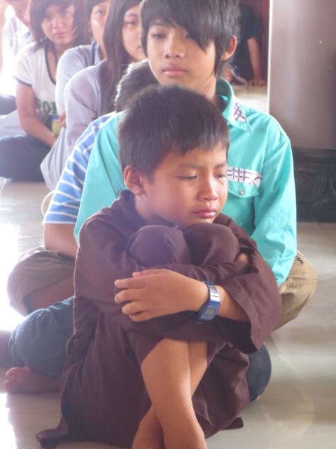 Khánh Ninh: Pháp thoại cảm động: “Quà tặng cuộc sống”