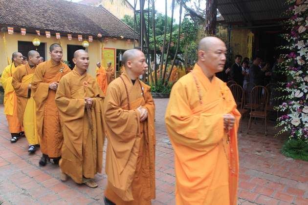 Lễ hằng thuận tại chùa Vạn Phúc