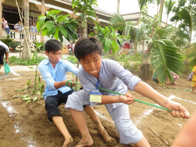 Long An: Chùm ảnh sinh hoạt ngày thứ ba tại khóa tu mùa hè “Rèn luyện tài đức – Vững bước vào đời”