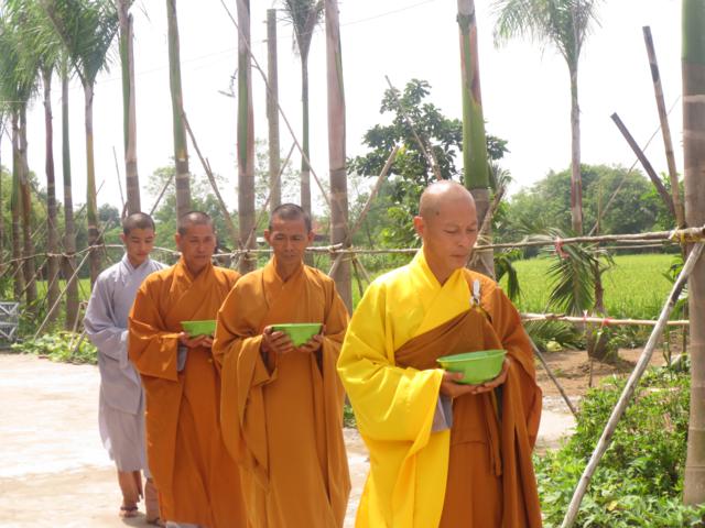Long An: Chùm ảnh sinh hoạt ngày thứ ba tại khóa tu mùa hè “Rèn luyện tài đức – Vững bước vào đời”