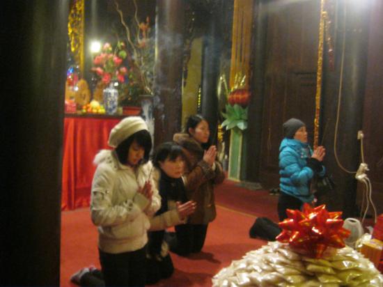 Ucraina: Lễ Giao thừa tại chùa Trúc Lâm Kharkov