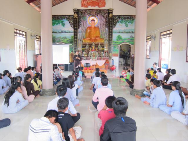 Khánh Ninh: Pháp thoại cảm động: “Quà tặng cuộc sống”