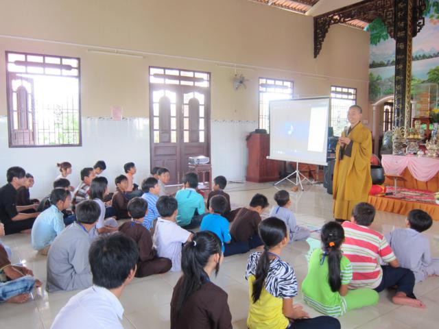 Khánh Ninh: Pháp thoại cảm động: “Quà tặng cuộc sống”