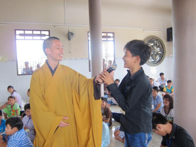 Khánh Ninh: Pháp thoại cảm động: “Quà tặng cuộc sống”