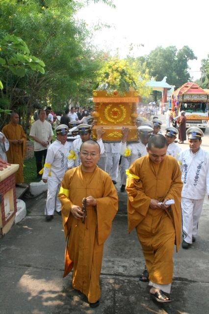 TP.HCM: Chùa Giác Ngộ di quan nhục thân cố Sa Di Ni Thích Nữ Chơn Huyền về nơi an nghĩ cuối cùng