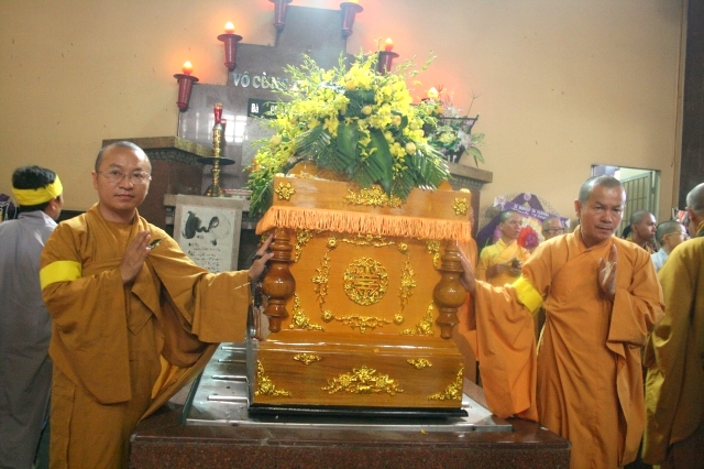 TP.HCM: Chùa Giác Ngộ di quan nhục thân cố Sa Di Ni Thích Nữ Chơn Huyền về nơi an nghĩ cuối cùng