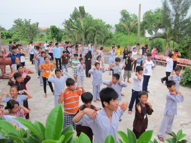 Long An: Chùm ảnh sinh hoạt ngày thứ ba tại khóa tu mùa hè “Rèn luyện tài đức – Vững bước vào đời”