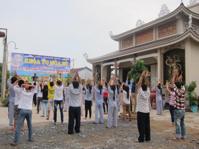 Long An: Chùm ảnh sinh hoạt ngày thứ ba tại khóa tu mùa hè “Rèn luyện tài đức – Vững bước vào đời”