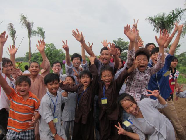 Long An: Chùm ảnh sinh hoạt ngày thứ ba tại khóa tu mùa hè “Rèn luyện tài đức – Vững bước vào đời”