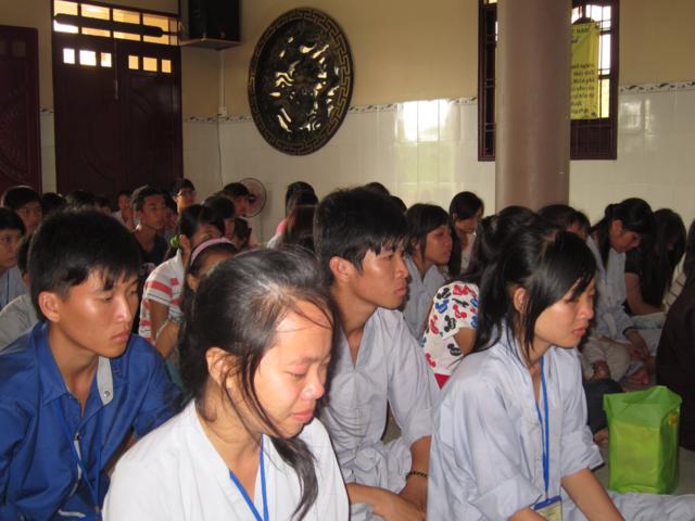 Cần Giuộc: Chia tay quyến luyến khóa tu mùa hè tại chùa Khánh Ninh
