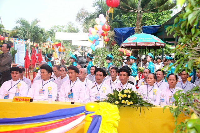 Lễ Đặt Đá Xây Dựng Chánh Điện và Cổng Tam Quang Tịnh Xá Ngọc Chơn Thị Xã Buôn Hồ-Tỉnh Đăk-Lăc